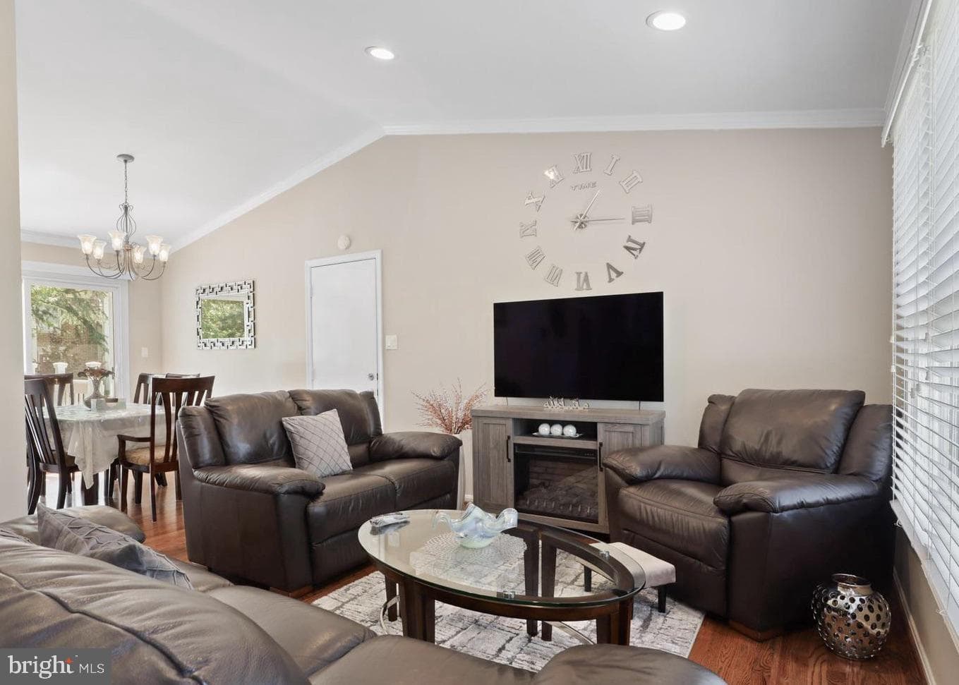 13515 King Charles Drive photo 2