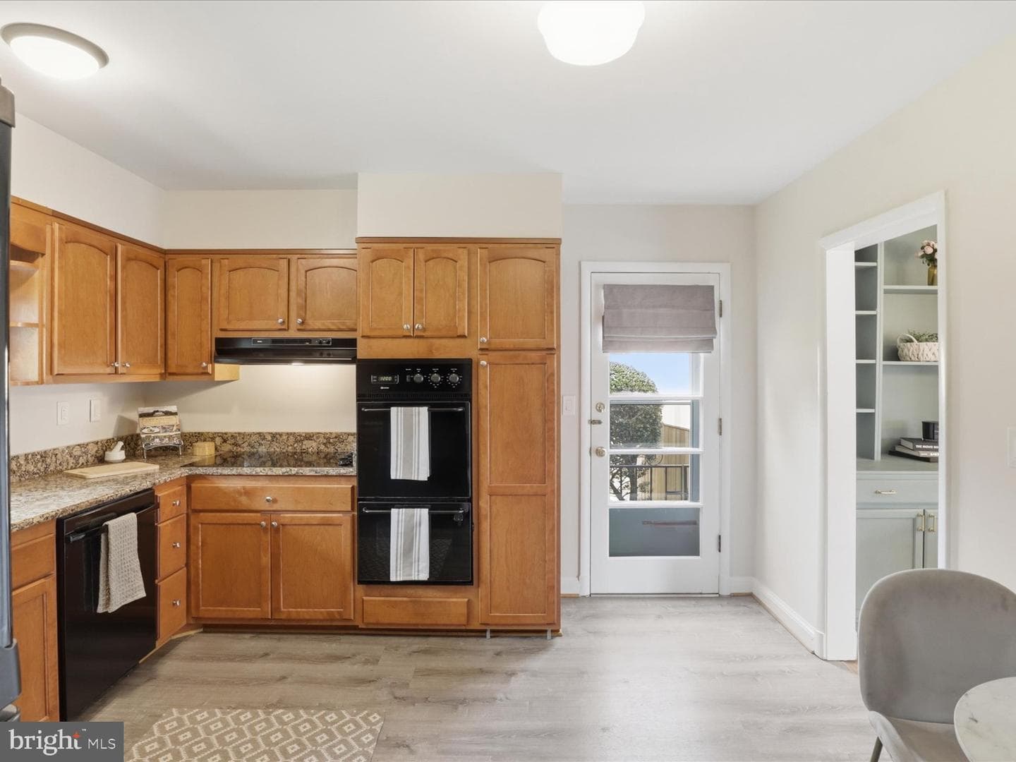 6424 Walters Woods Drive photo 20