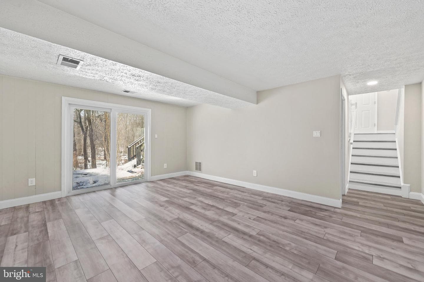 7611 Camp Alger Avenue photo 32