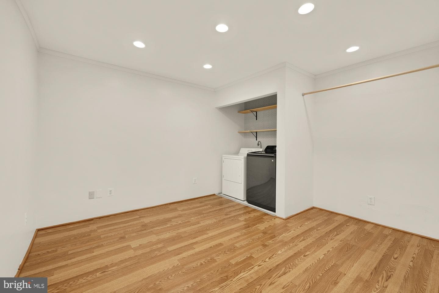 8906 Royal Astor Way photo 28