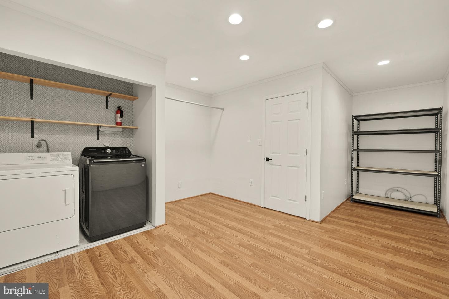 8906 Royal Astor Way photo 30