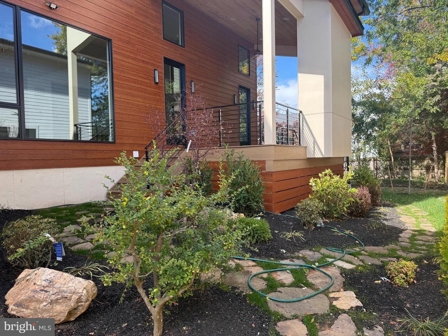 6816 Dean Drive photo 4
