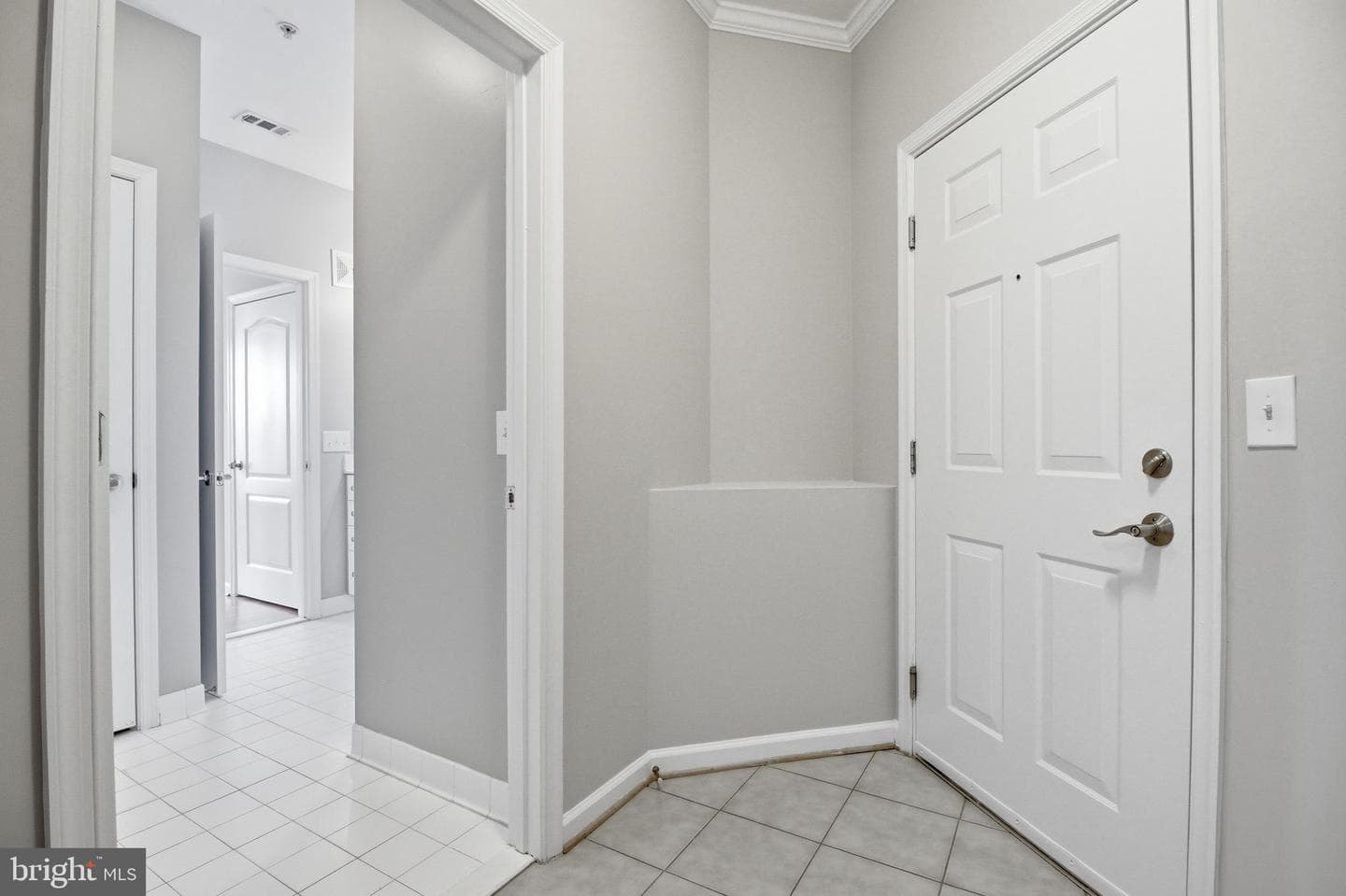 815 Branch Drive #402 photo 16