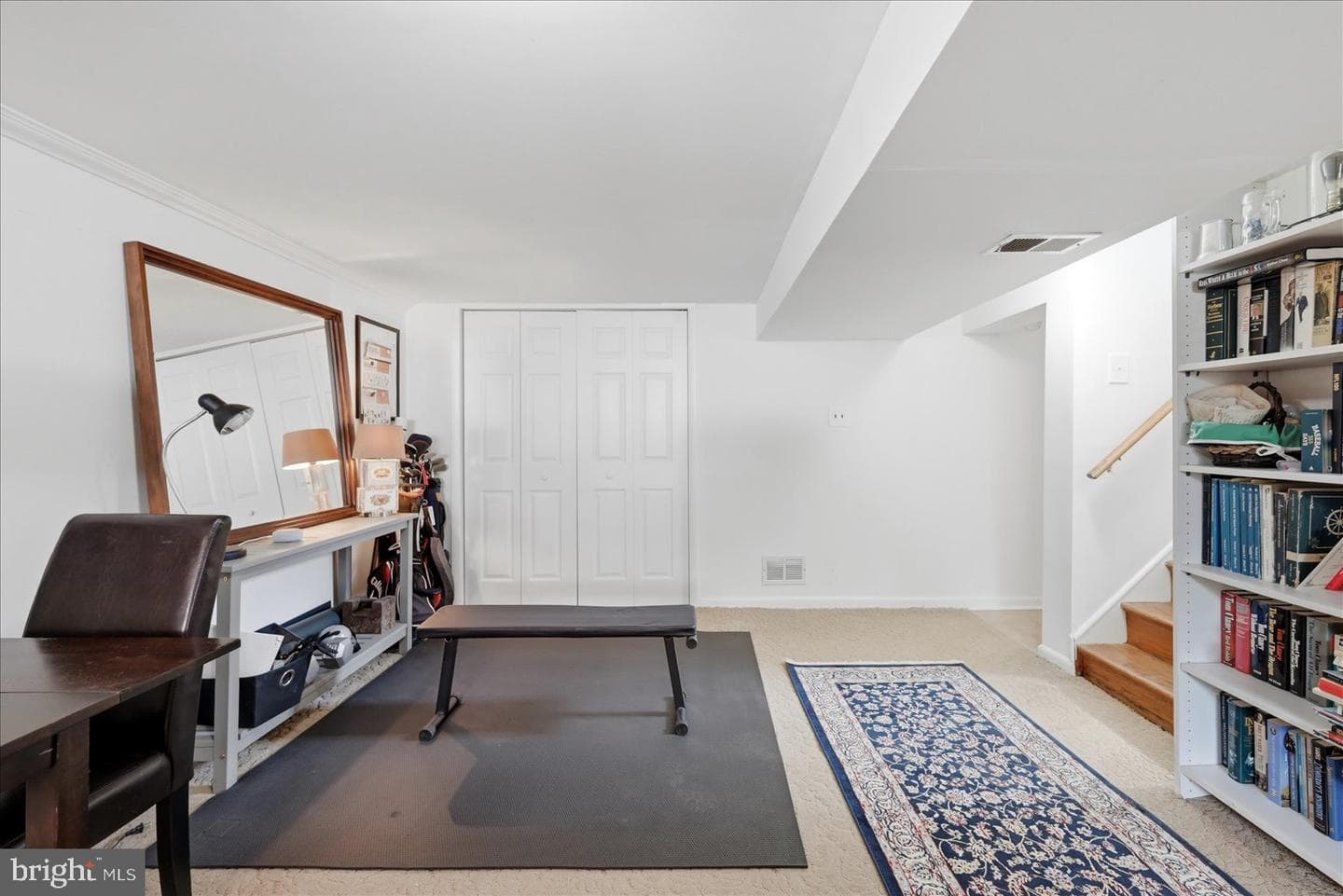 6020 Amherst Avenue photo 18