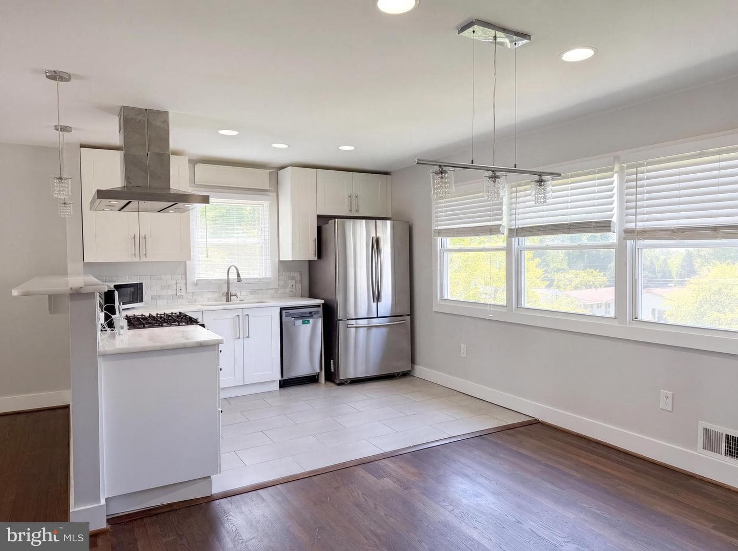 6515 Carriage Drive photo 34