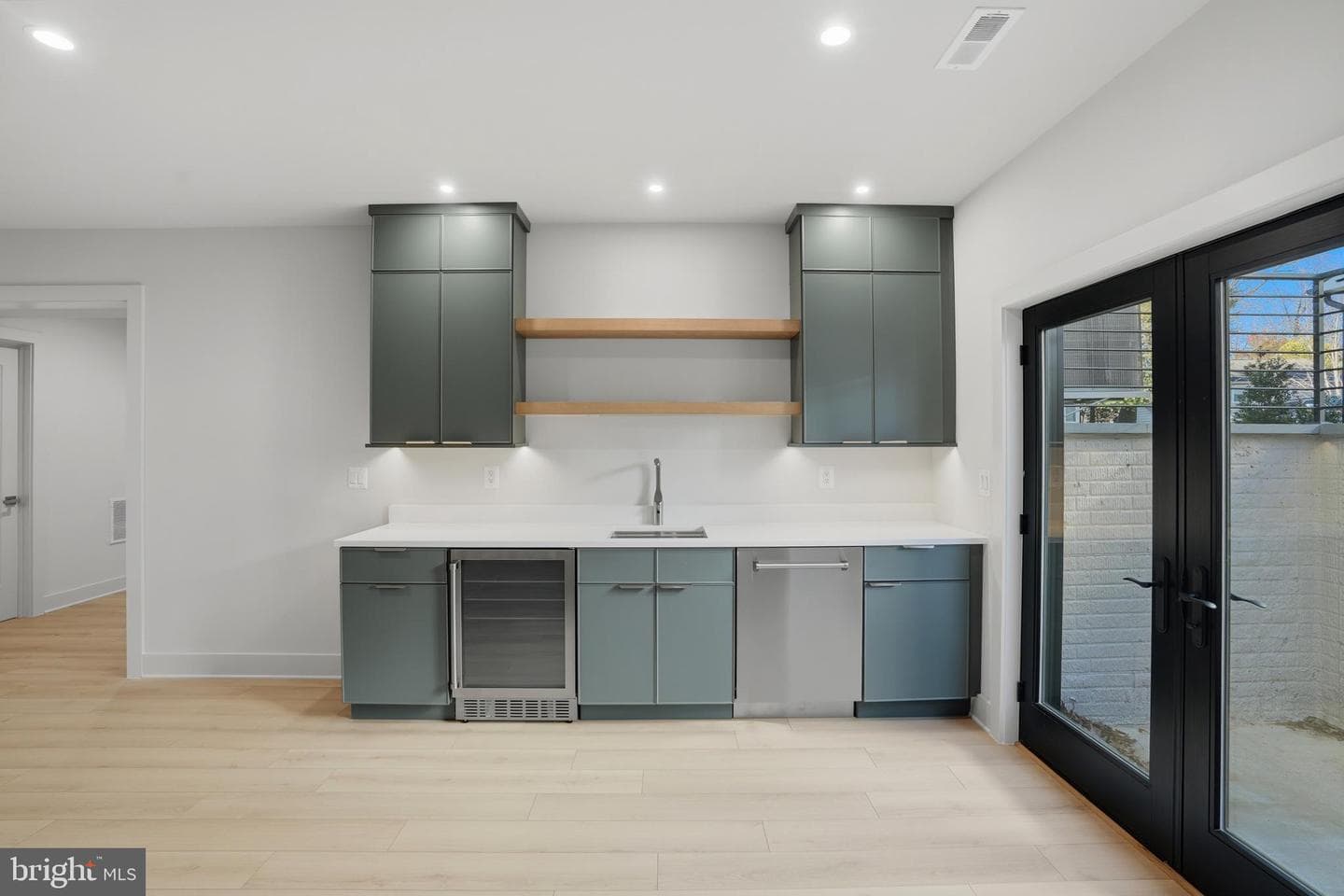 2107 Greenwich Street photo 58