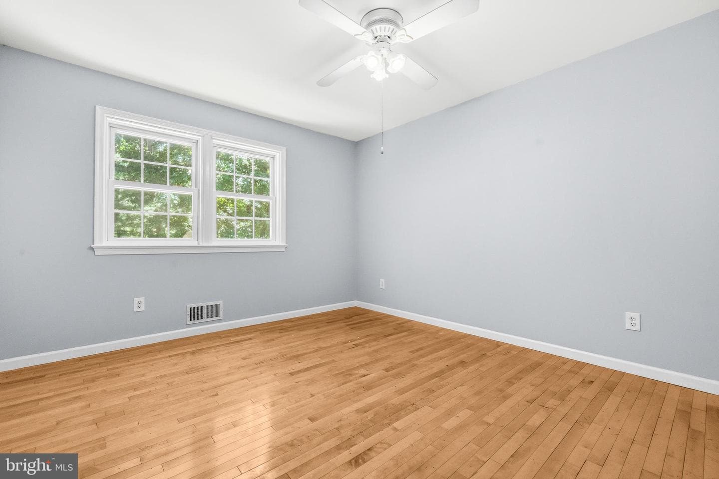 4915 Powell Road photo 21