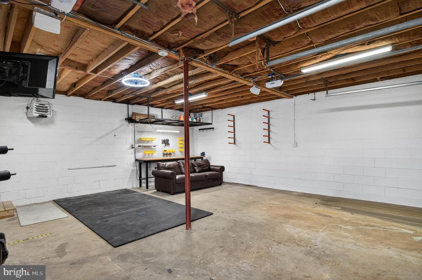 6351 Montrose Street photo 59