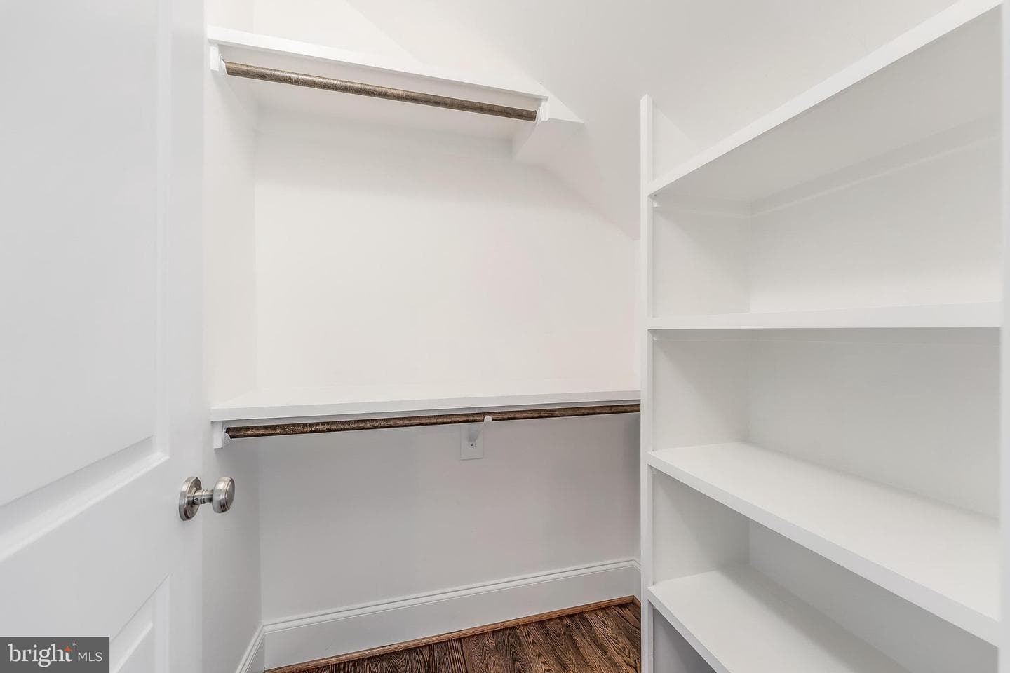 6805 Lumsden Street photo 86