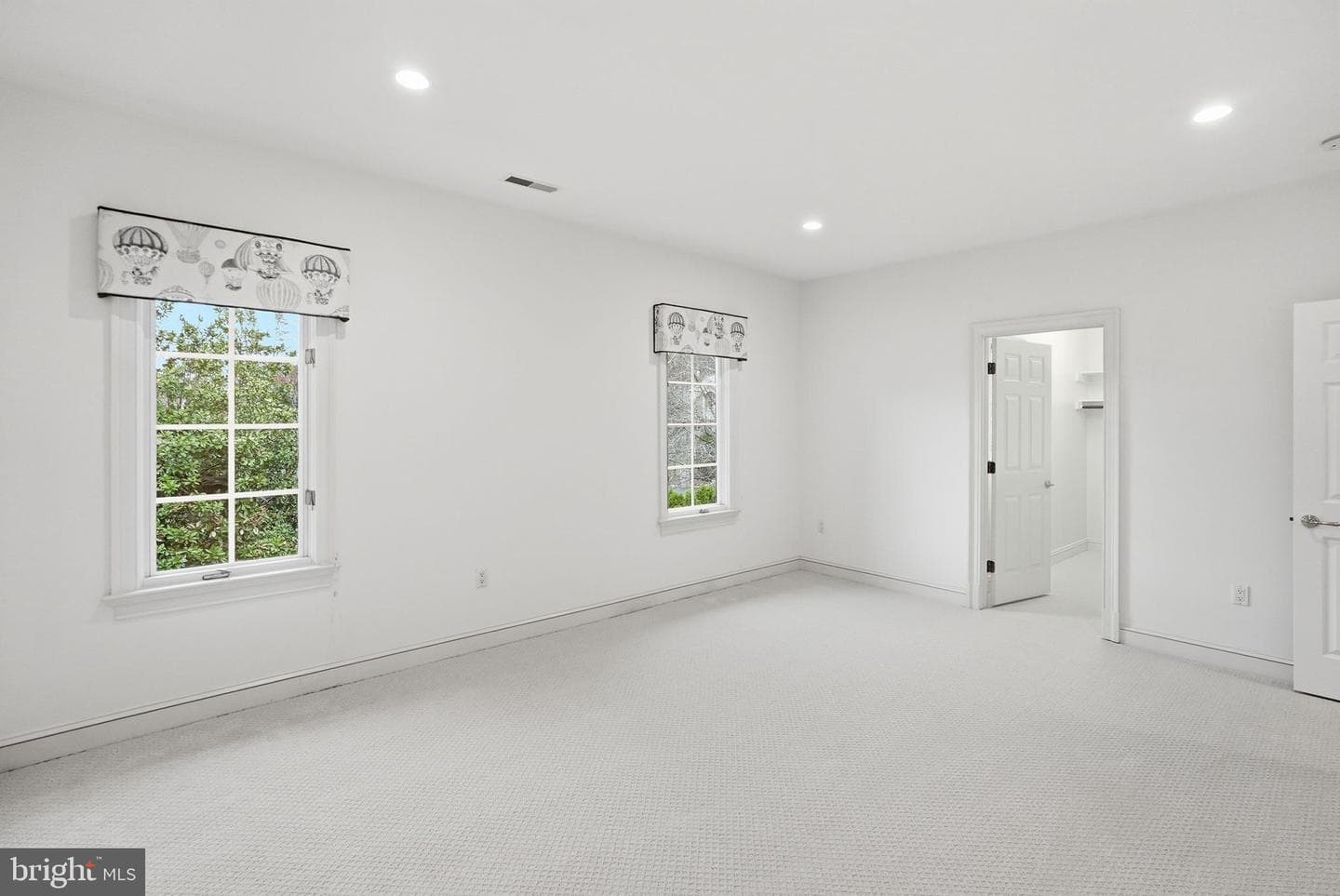 904 Mackall Avenue photo 29
