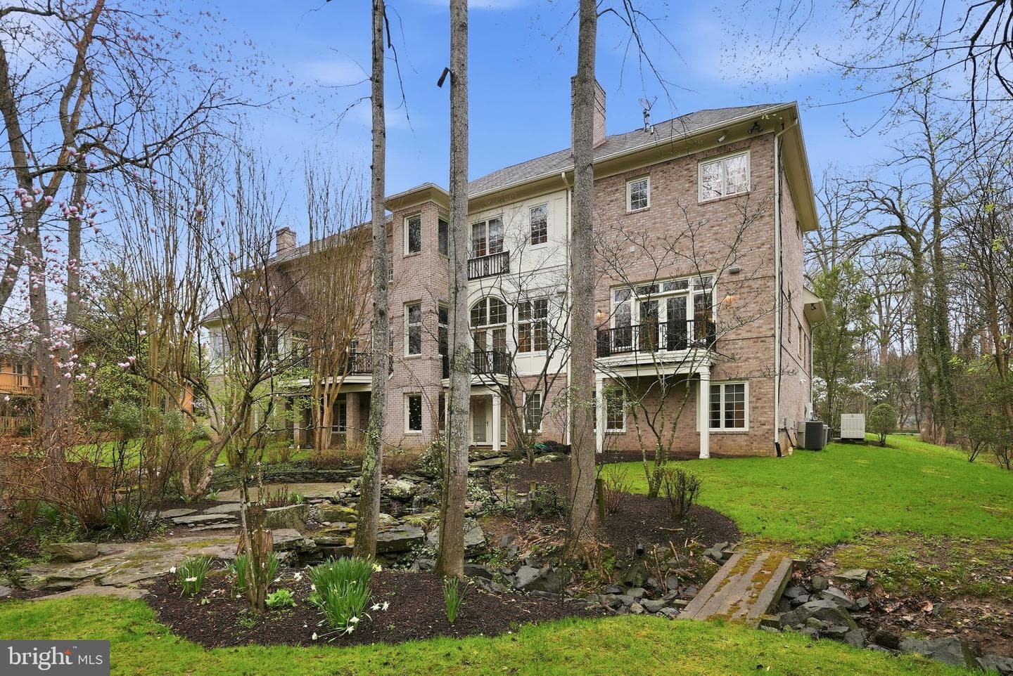 904 Mackall Avenue photo 45