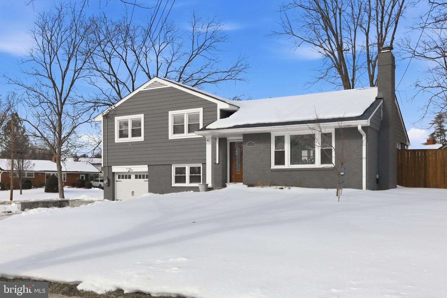 6728 Hopewell Avenue photo 3