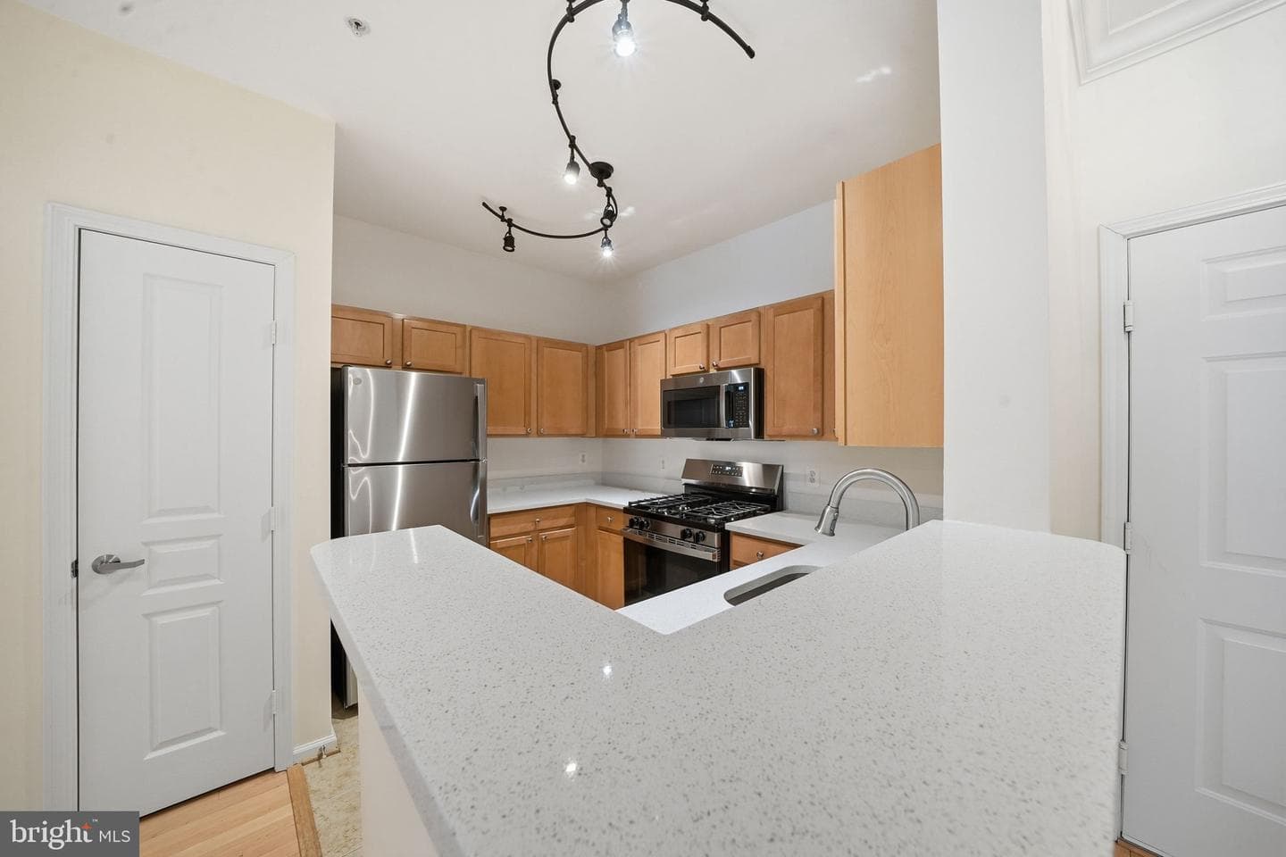 12000 Market Street #162 photo 12