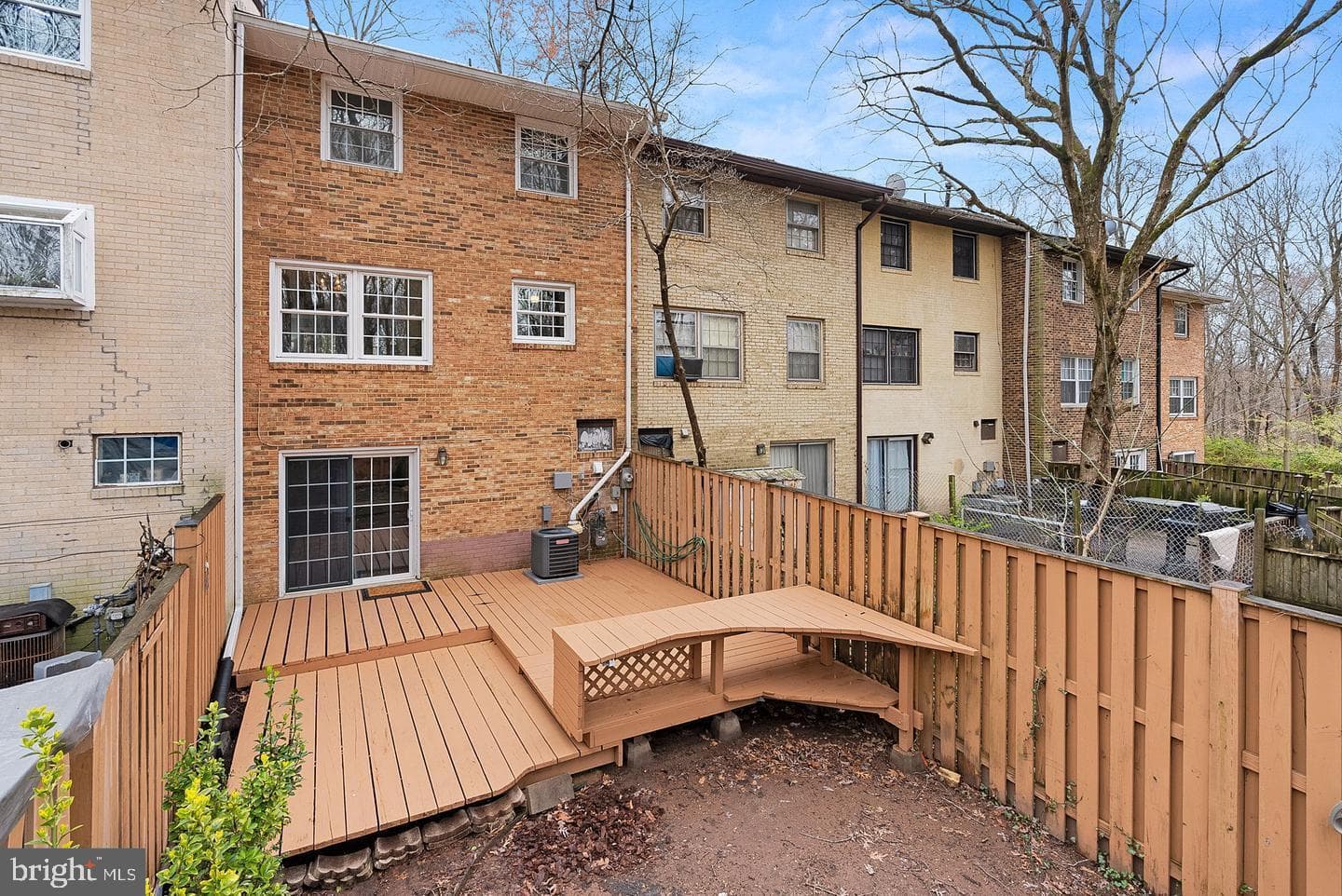 14895 Lambeth Square photo 27