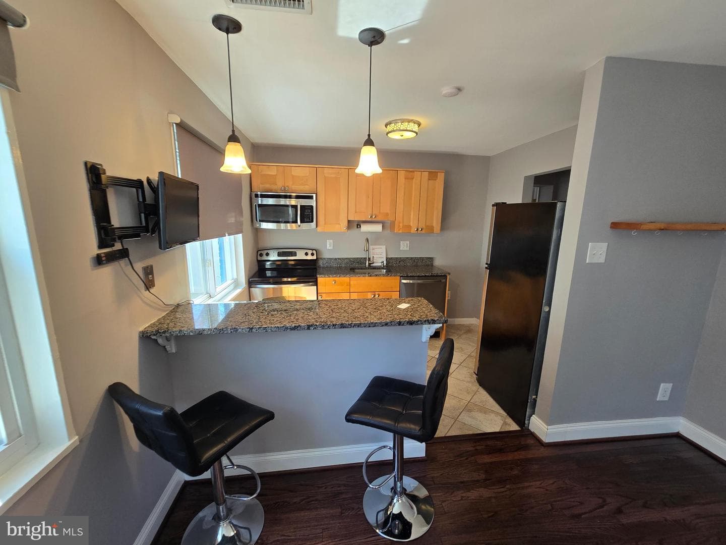2223 Huntington Avenue photo 28
