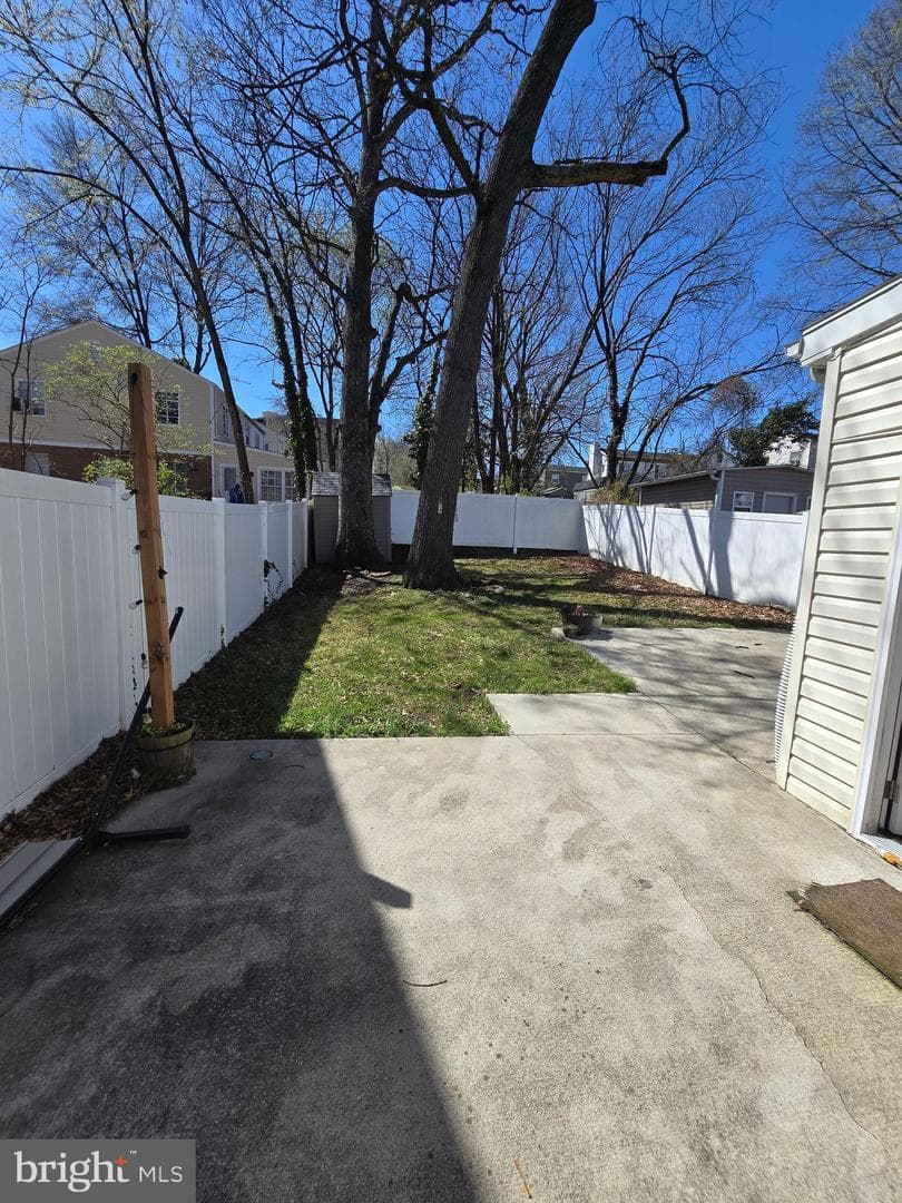 2223 Huntington Avenue photo 41