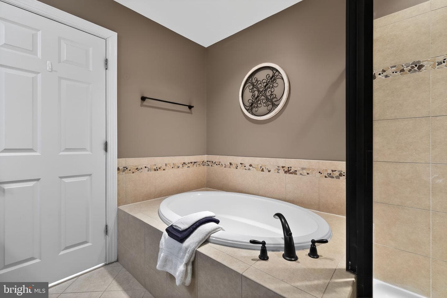 2044 Blunt Lane photo 15