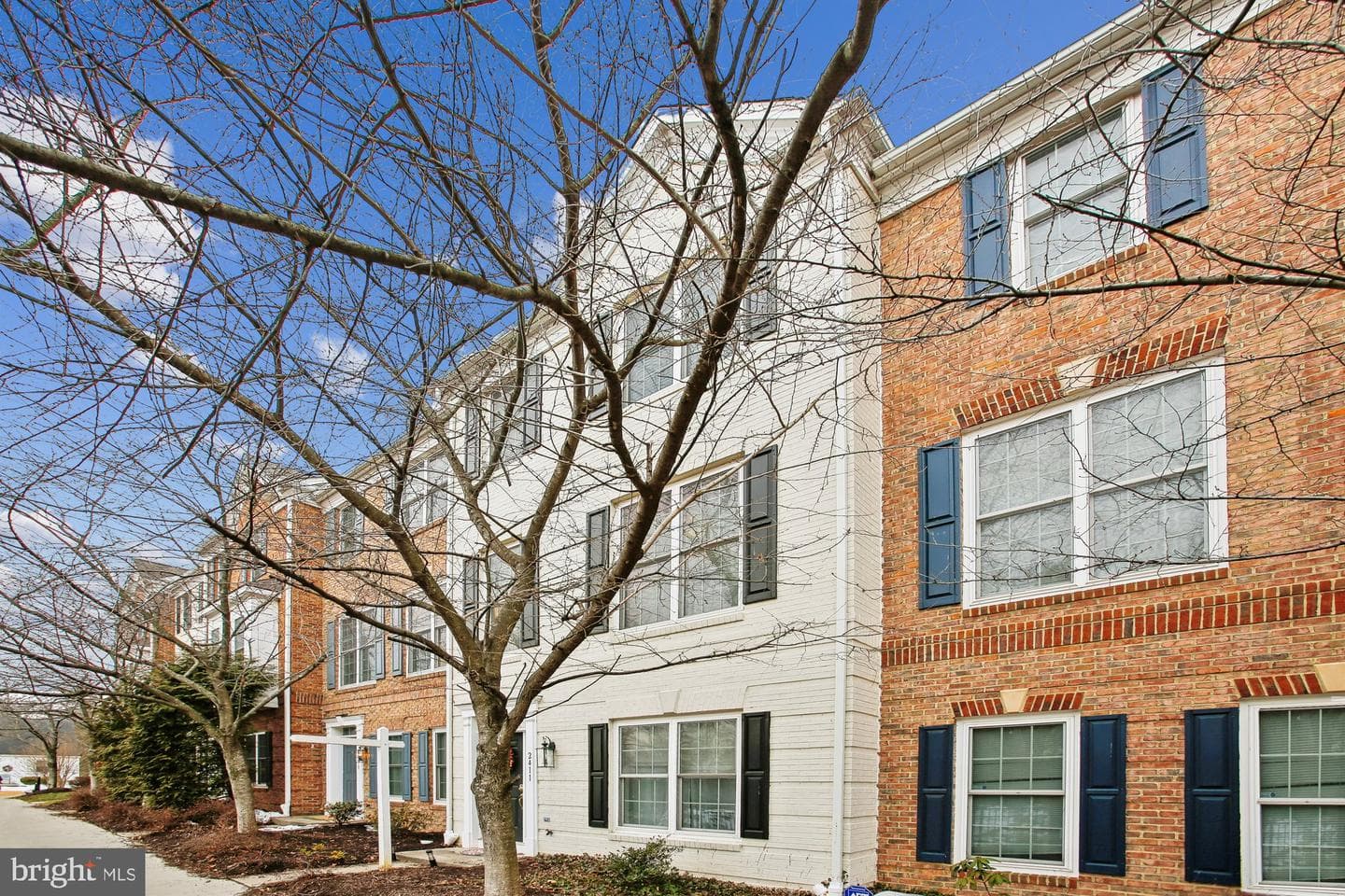 2411 Huntington Park Drive photo 2
