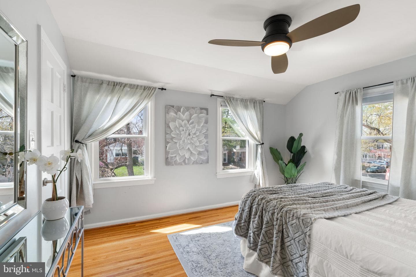 6021 Williamsburg Road photo 19