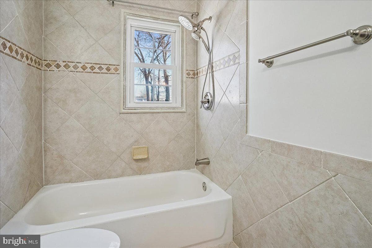 7039 Calamo Street photo 31