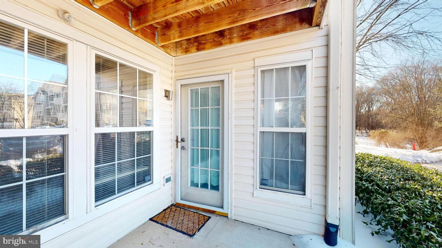 7512 Snowpea Court #d photo 2