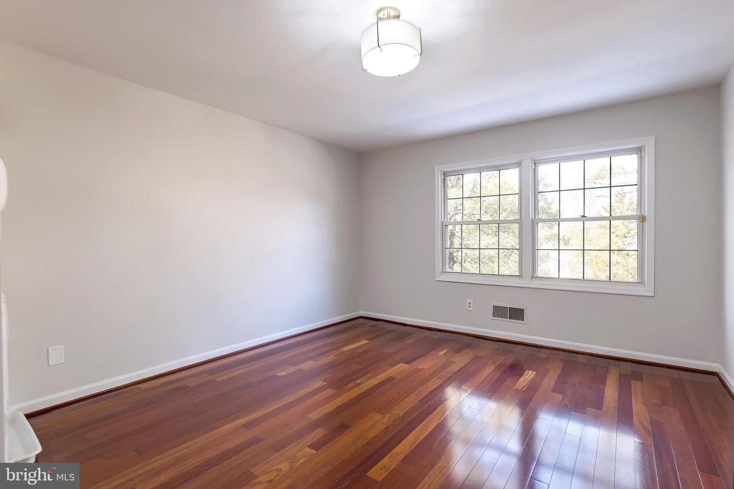 8218 Carrleigh Parkway #10 photo 13