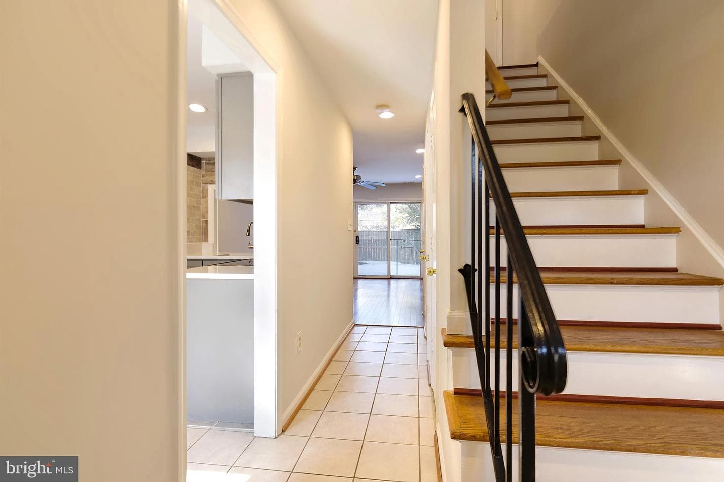 8218 Carrleigh Parkway #10 photo 16