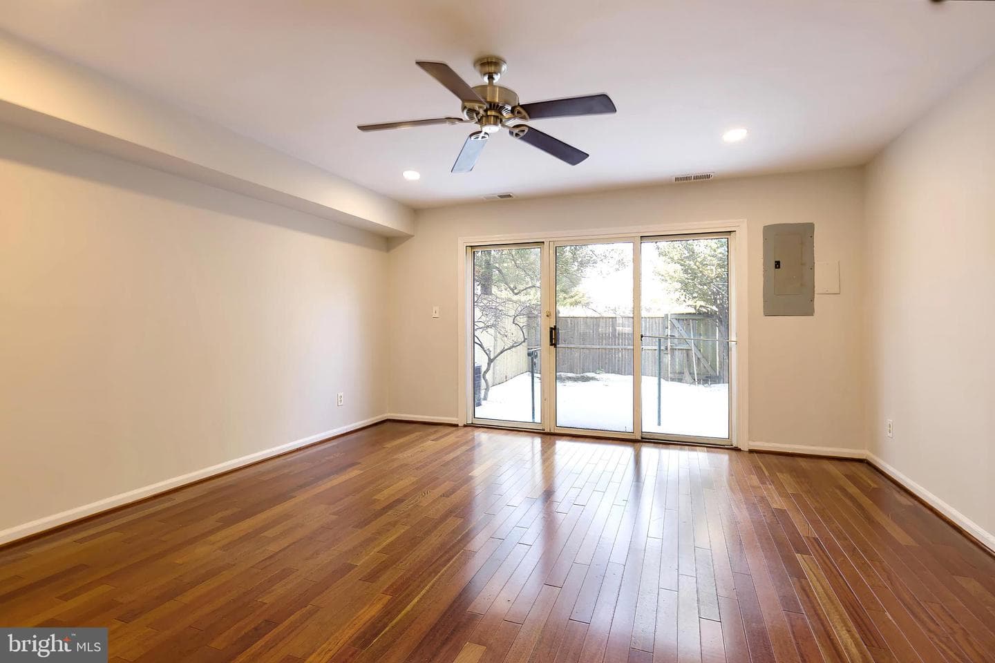 8218 Carrleigh Parkway #10 photo 18