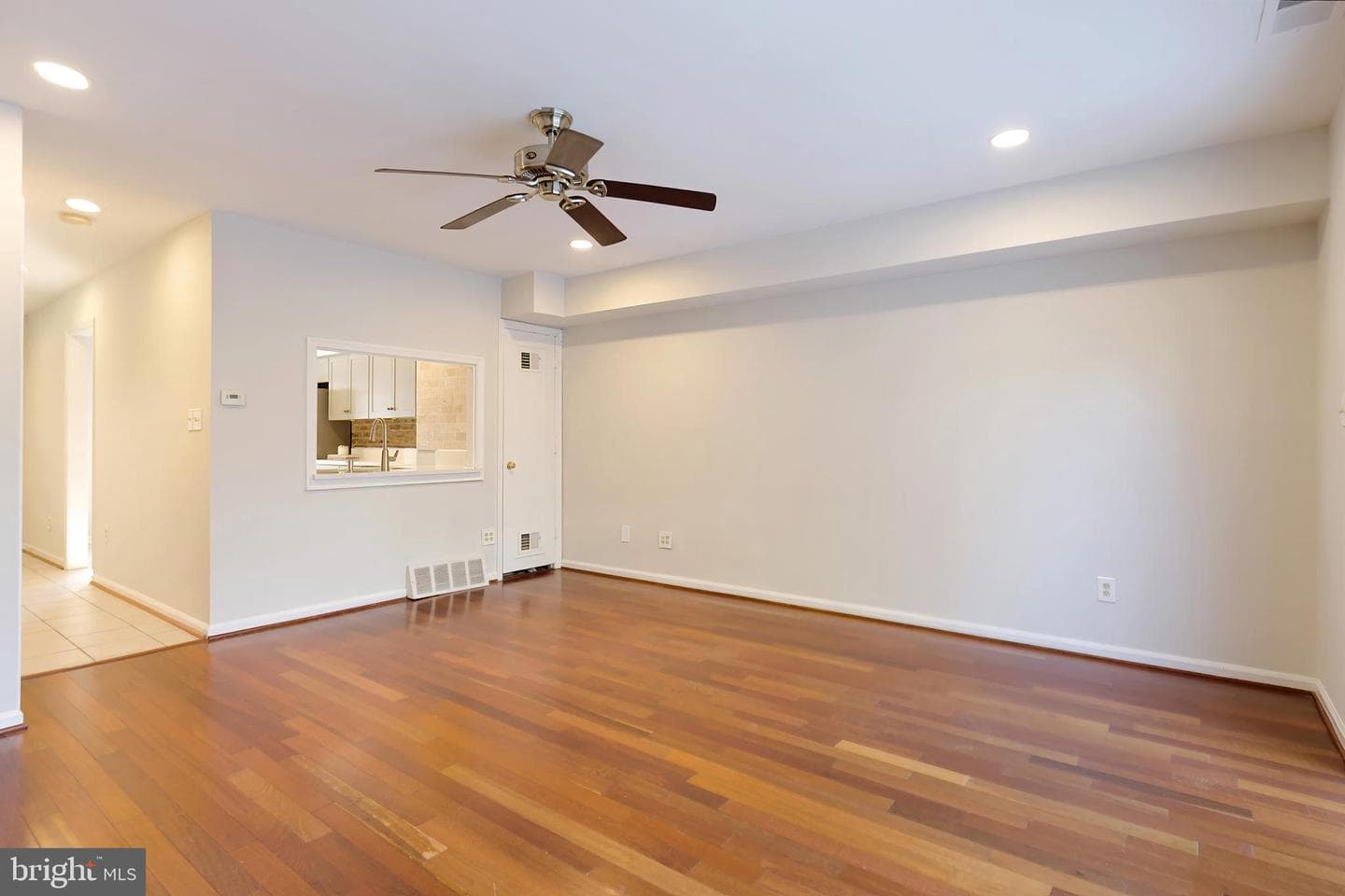 8218 Carrleigh Parkway #10 photo 6