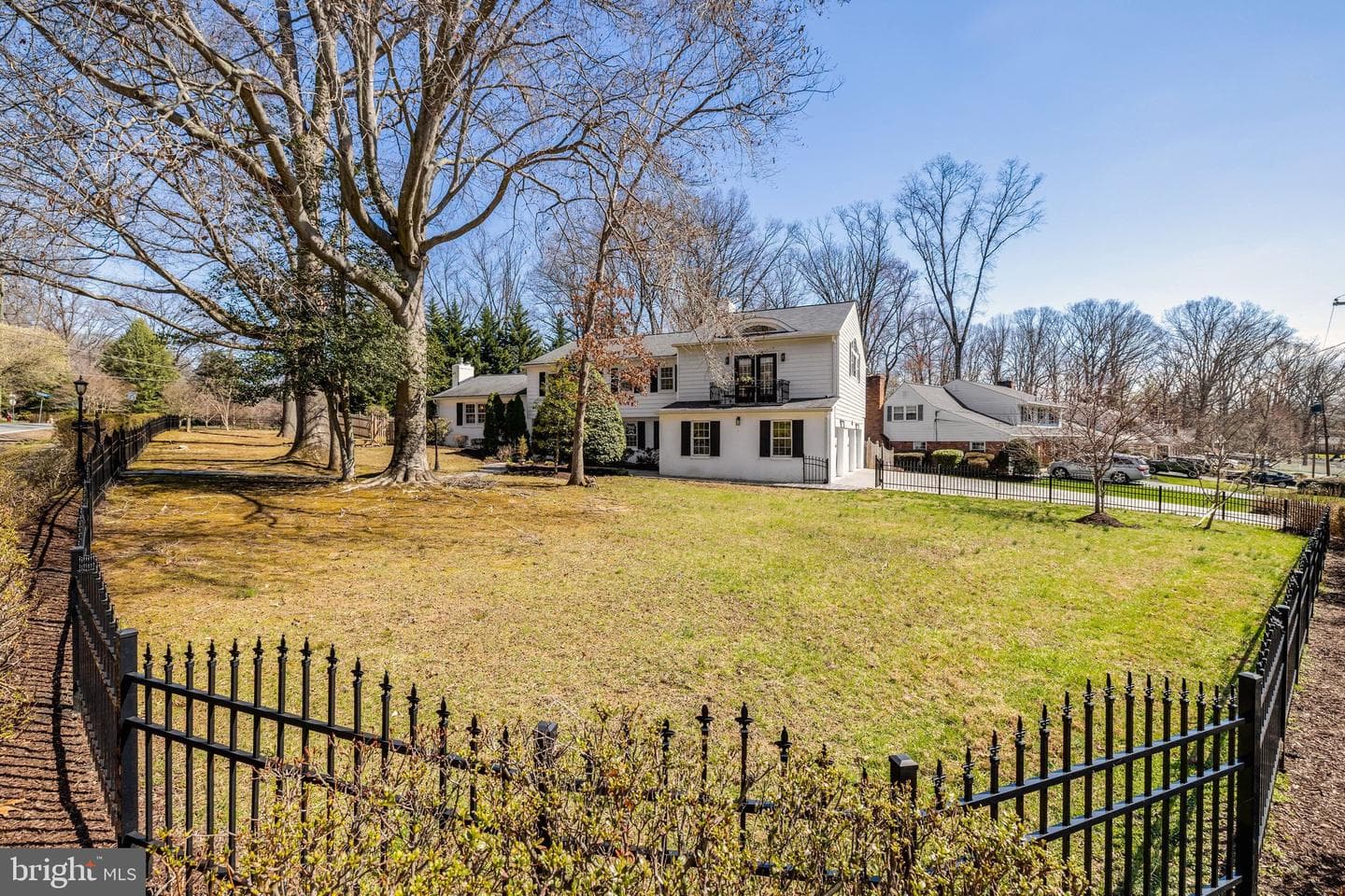9127 Southwick Street photo 3