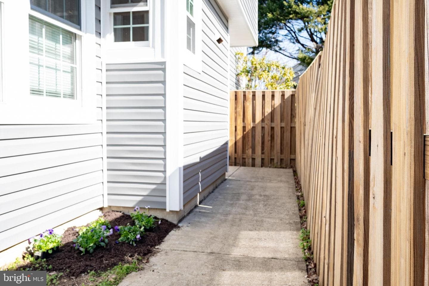 7501 Cross Gate Lane photo 17