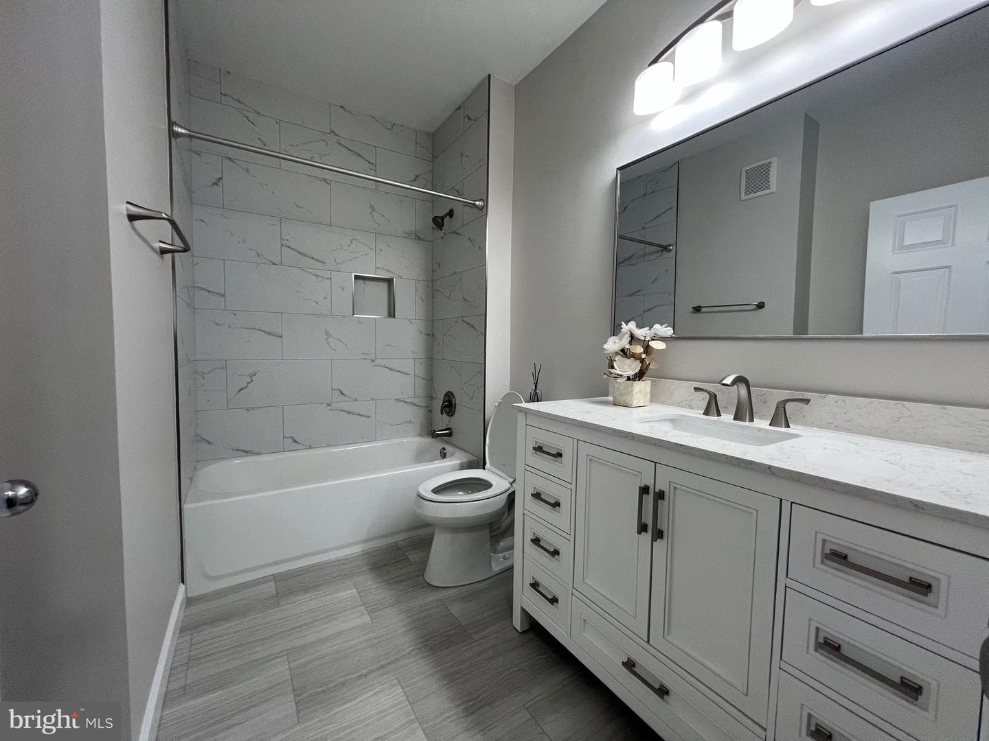 5107 Travis Edward Way #d photo 18