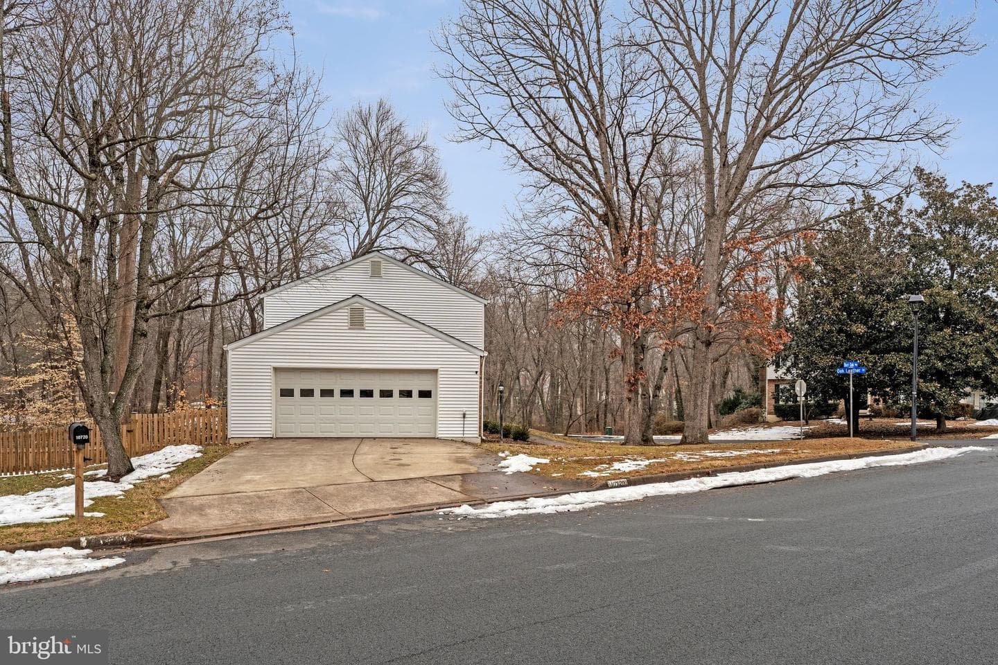 10720 Burr Oak Way photo 37