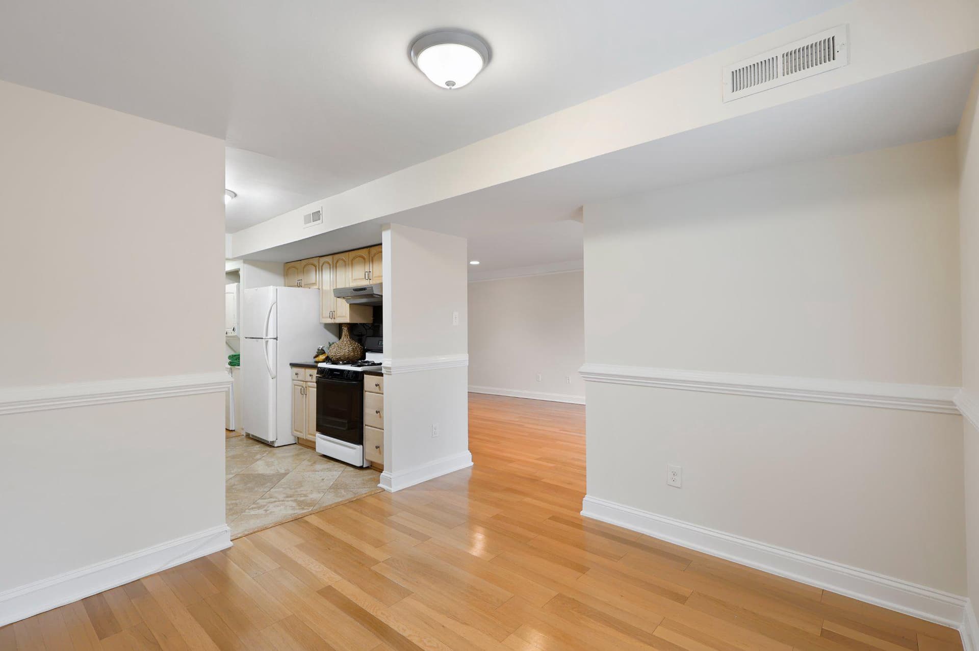 2037 Royal Fern Court #47/2c photo 12