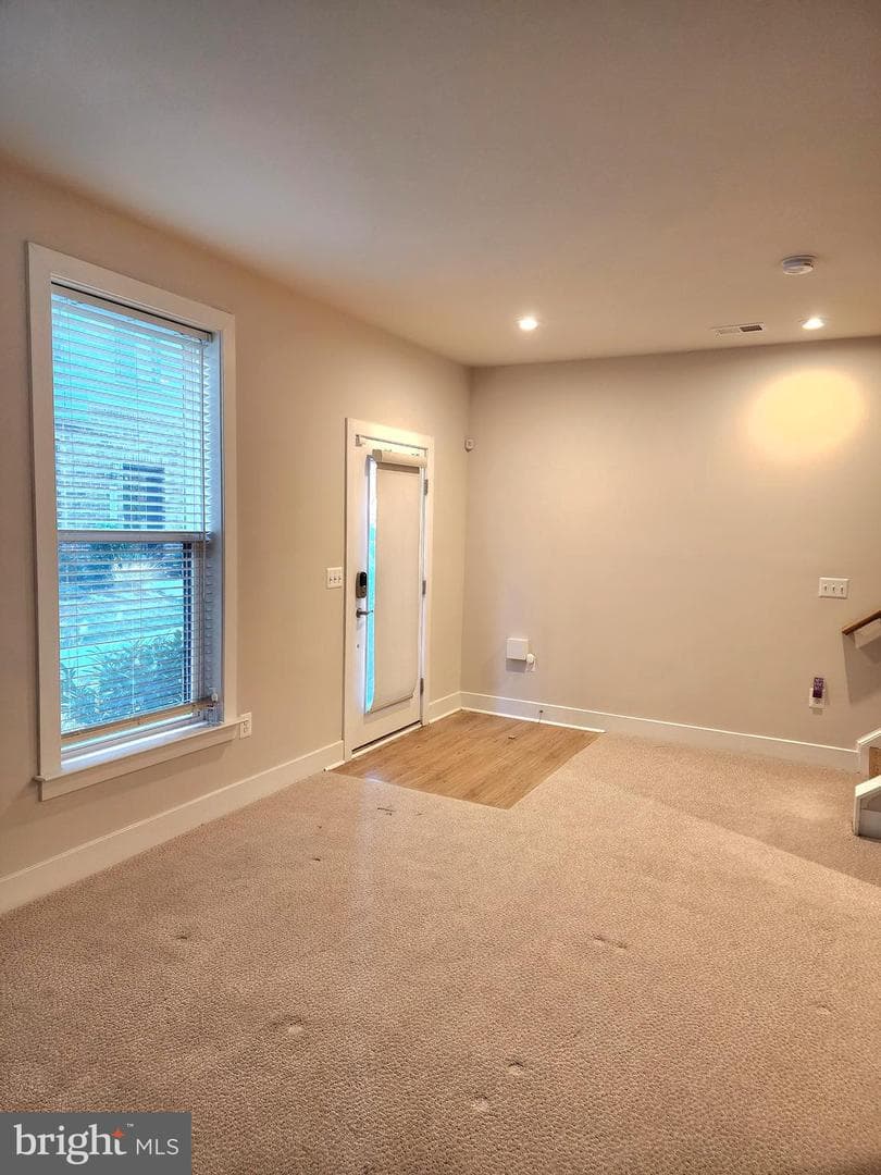 2391 Liberty Loop photo 29