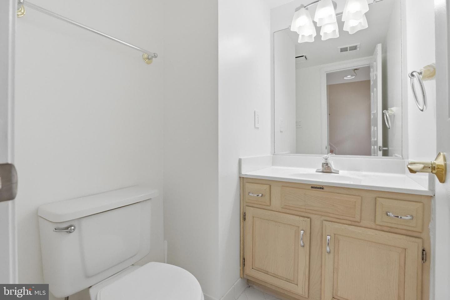8027 Tanworth Court photo 39