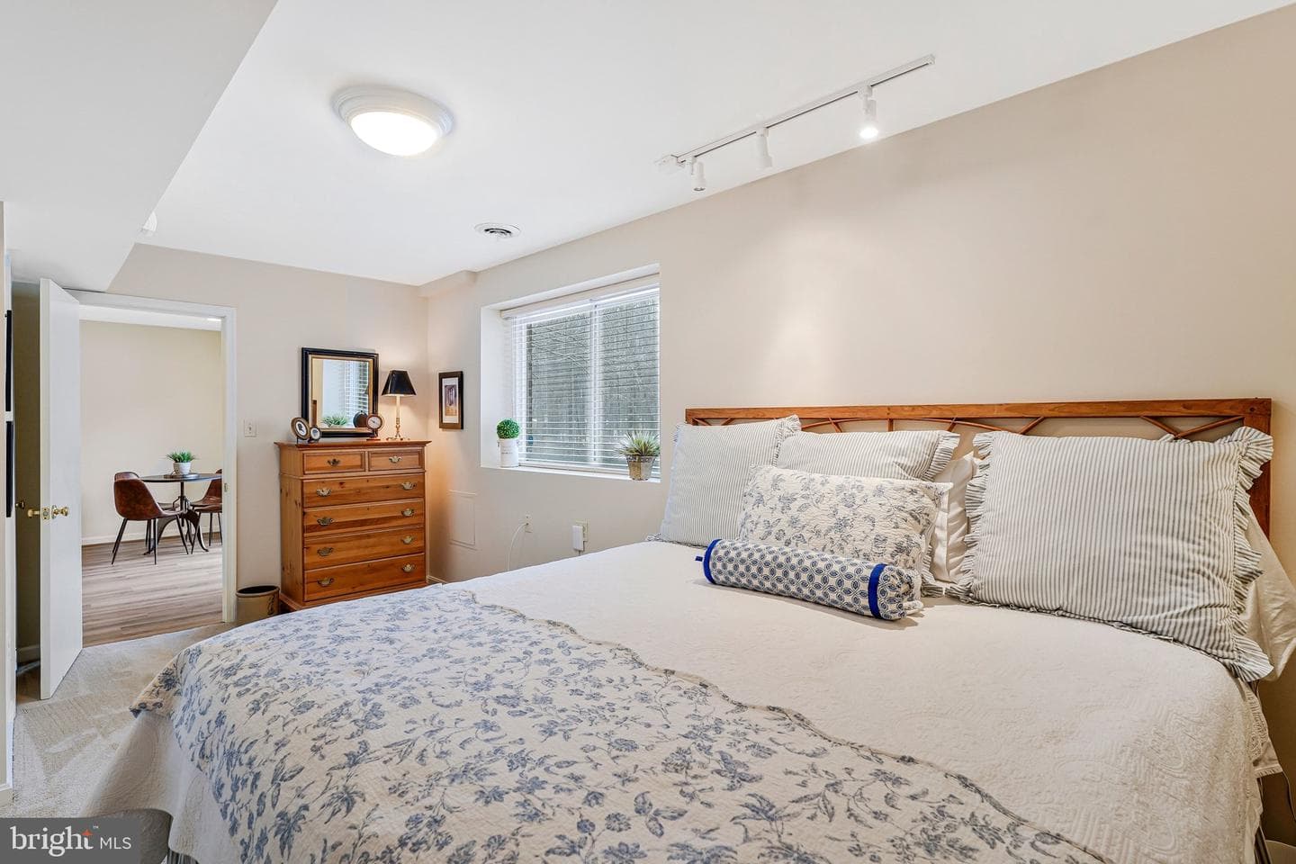10500 Mount Sunapee Rd. photo 32