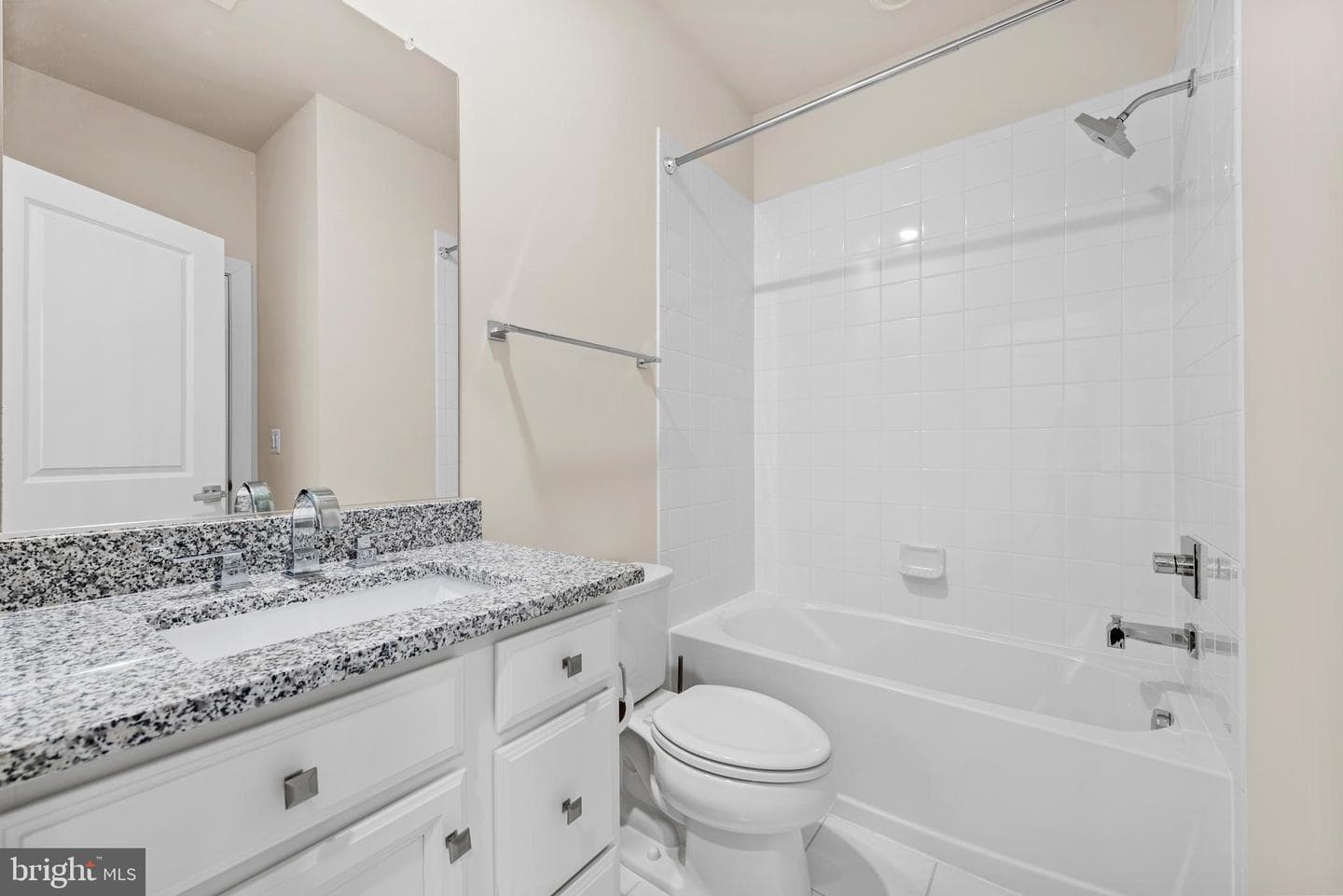 13039 Hattontown Square photo 10
