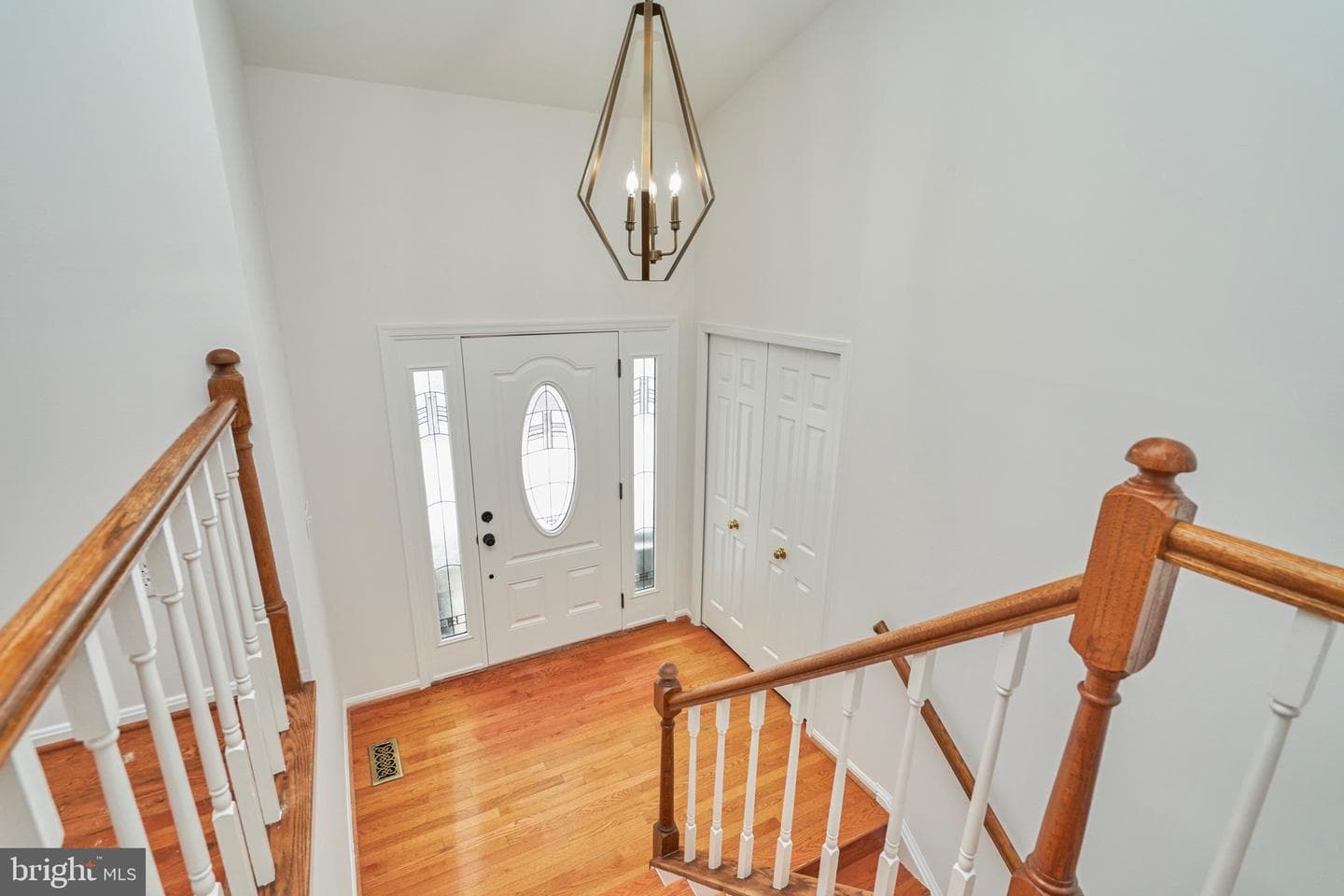 13715 Eastcliff Circle photo 4