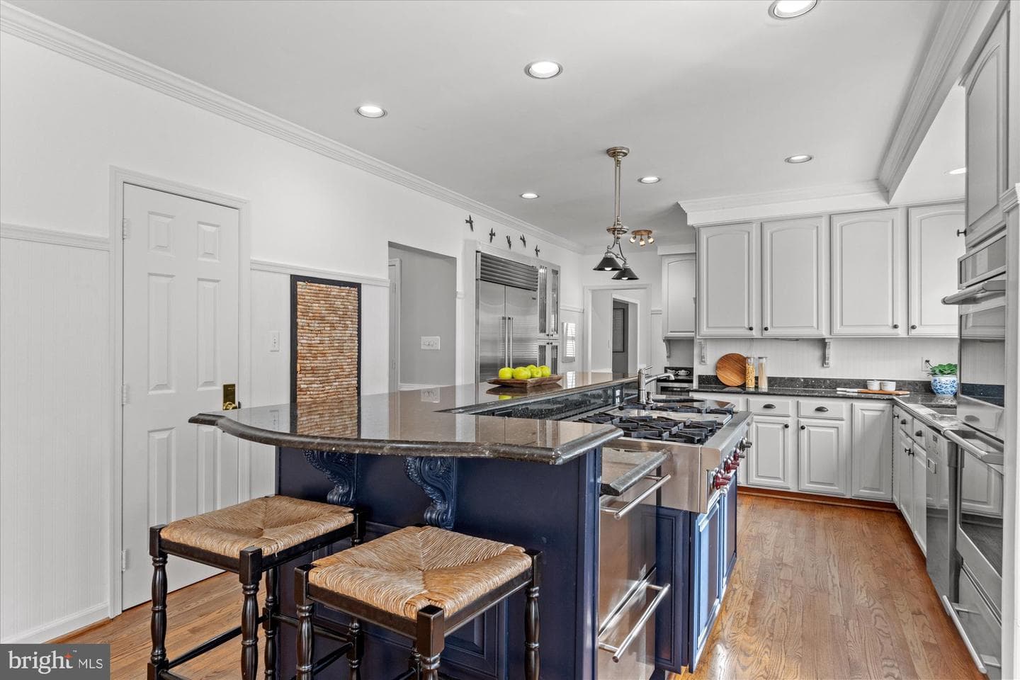 8812 Surrey Court photo 17