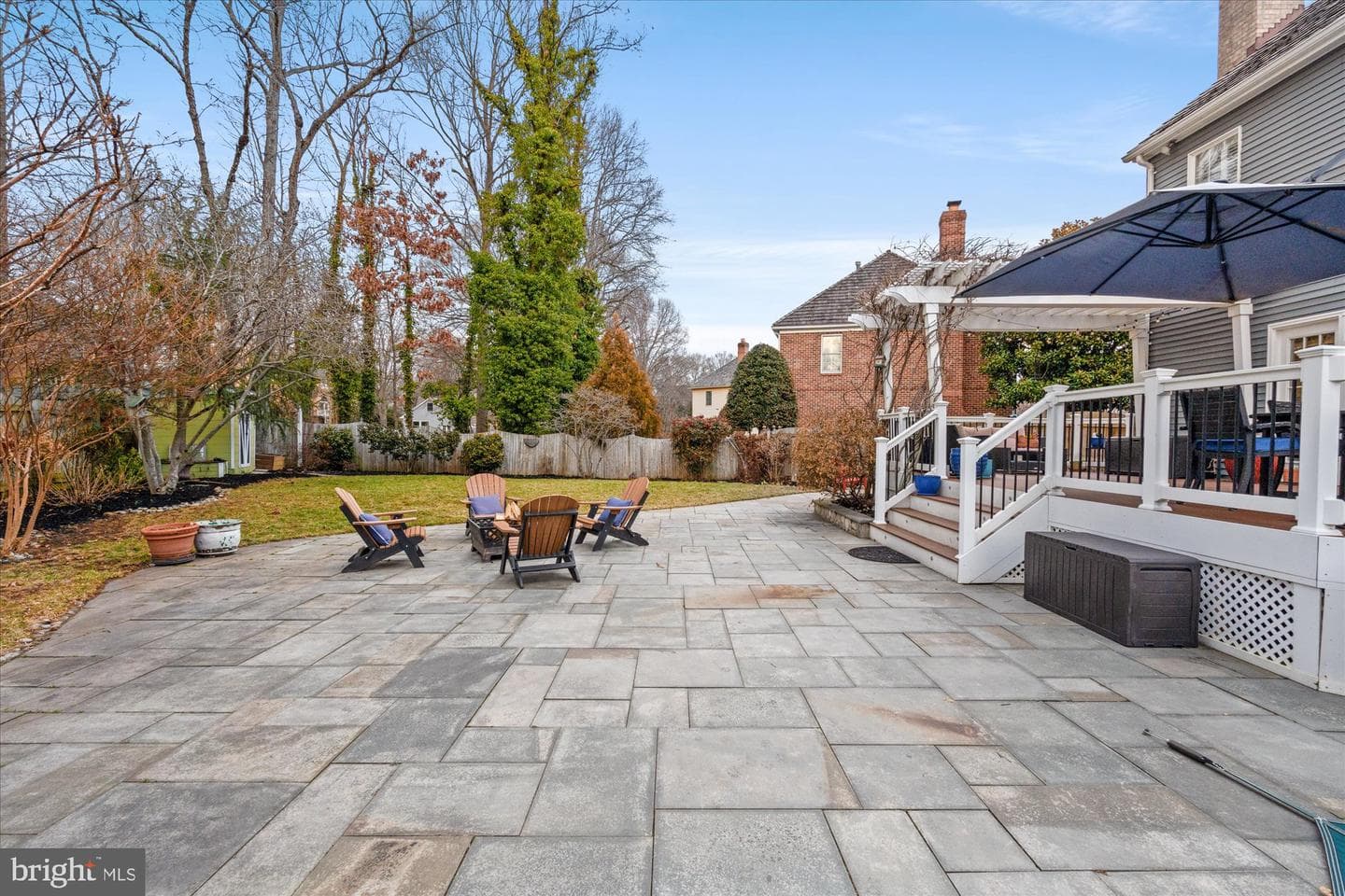 8812 Surrey Court photo 40