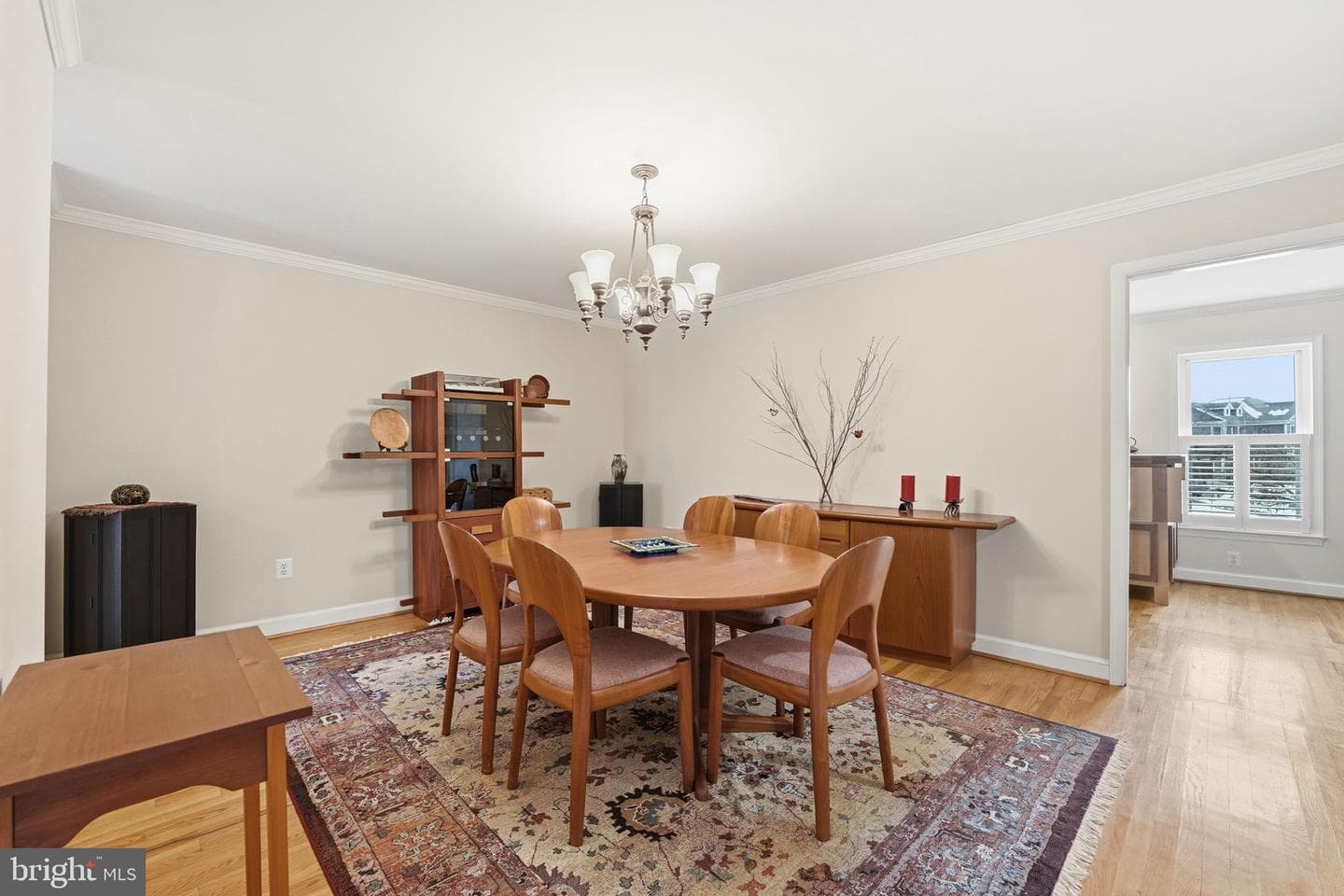 1566 Westmoreland Street photo 17