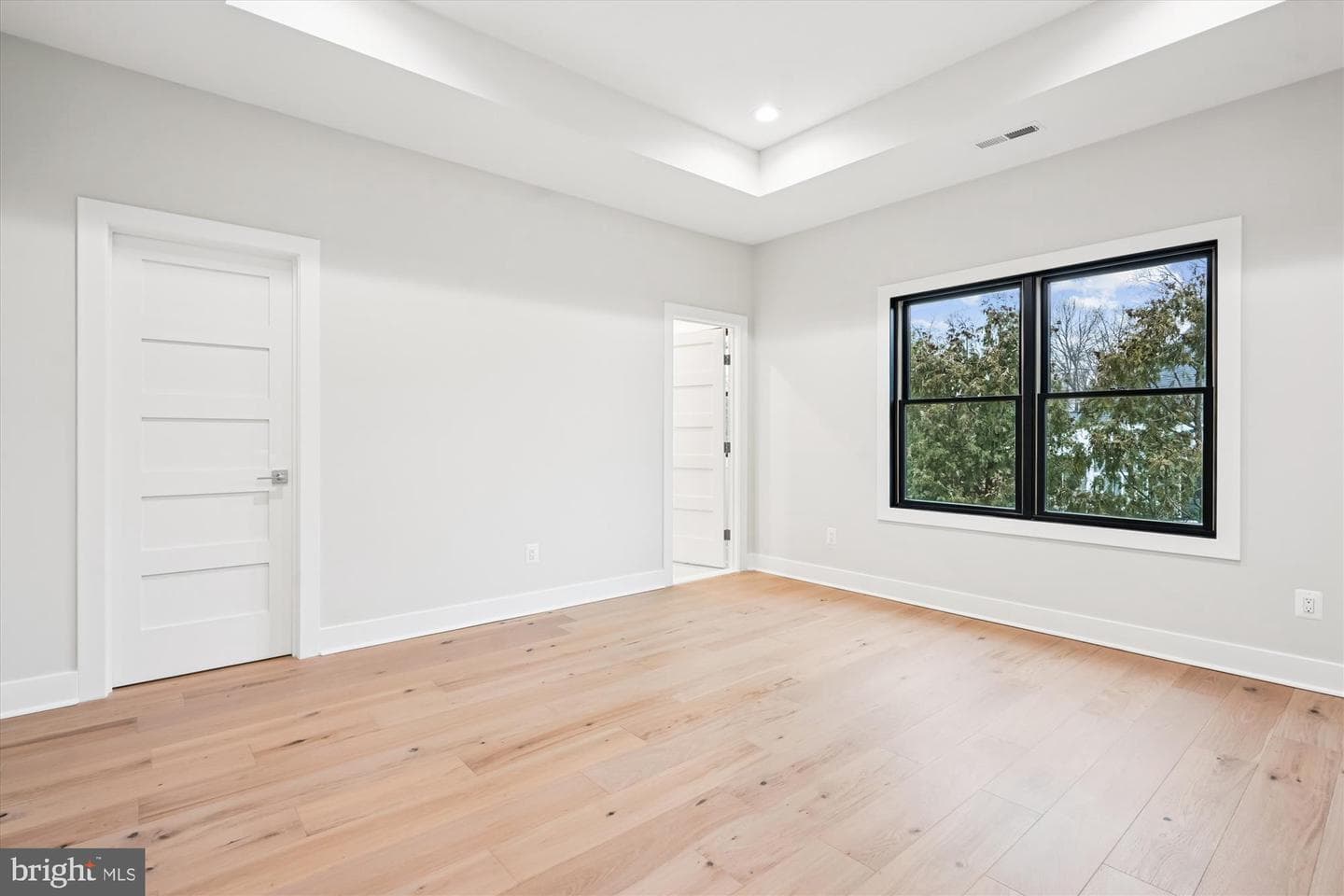 6707 Hallwood Avenue photo 61