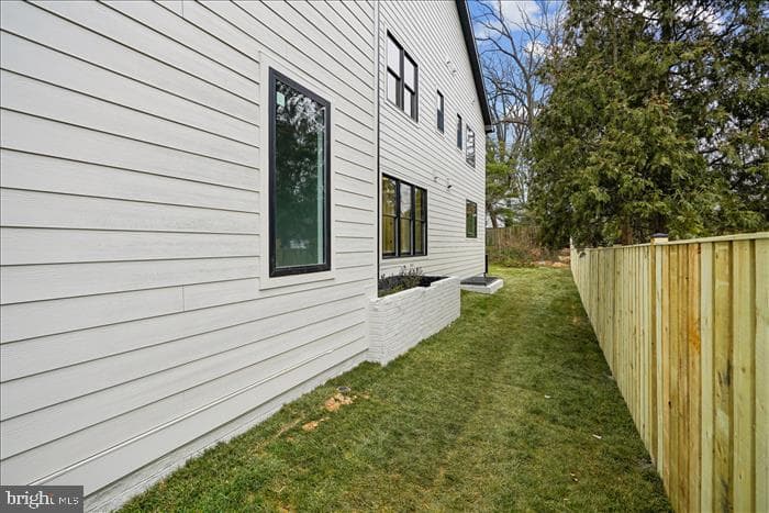 6707 Hallwood Avenue photo 7