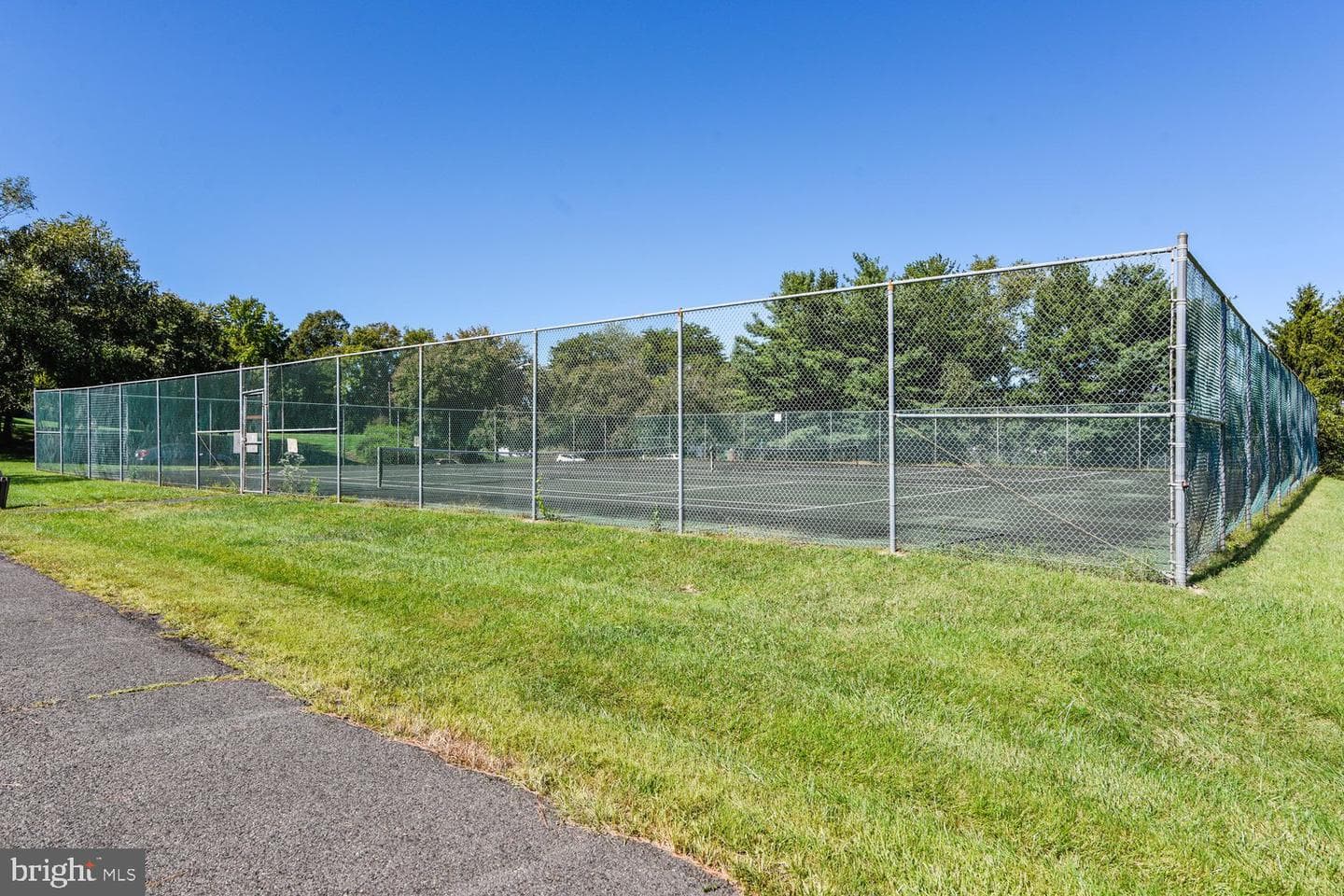 14033 Betsy Ross Lane photo 39