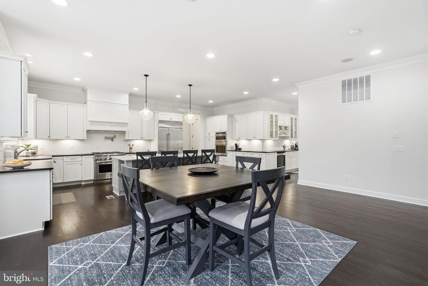 2867 Hill Road photo 18