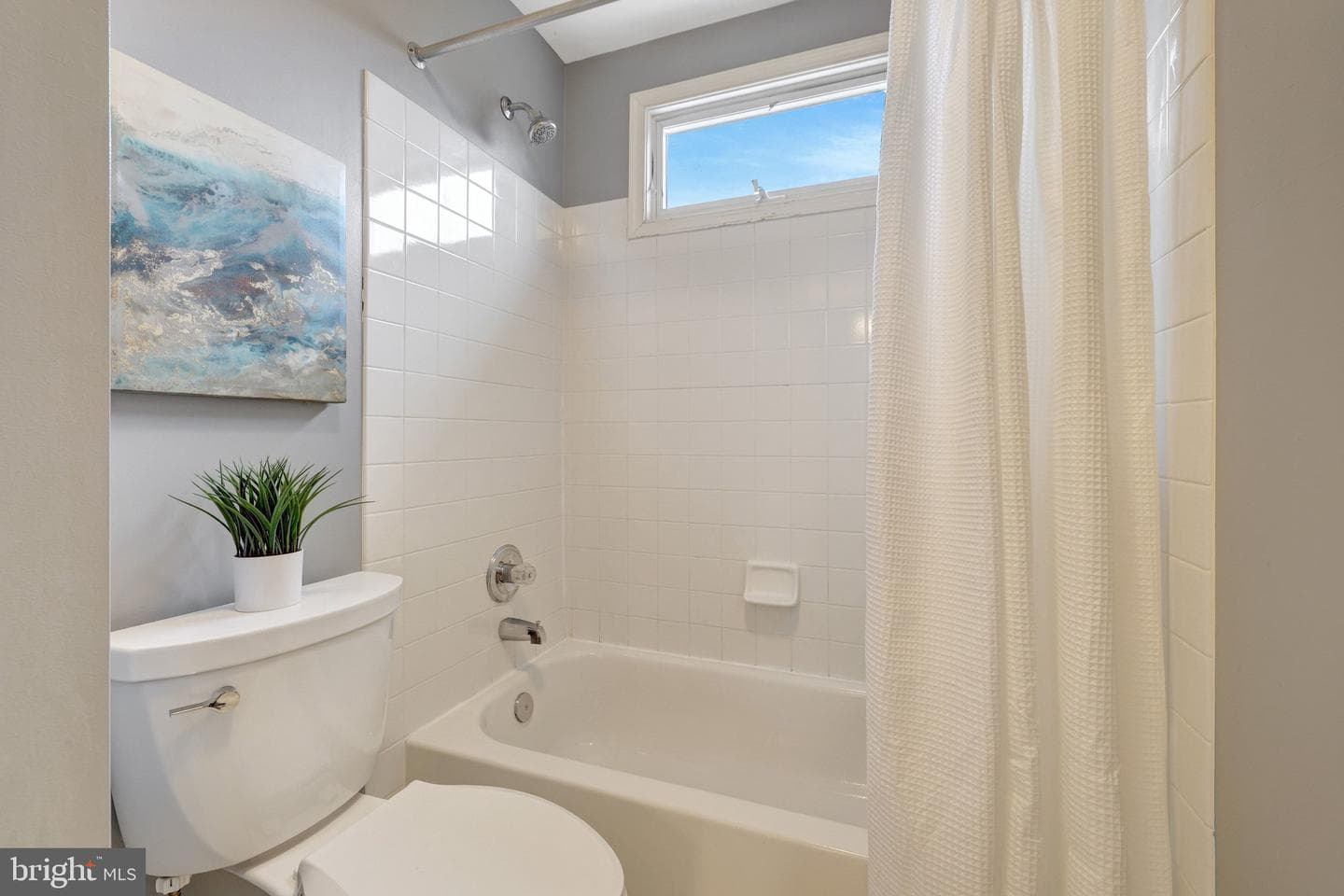 1710 Dove Point Court photo 48