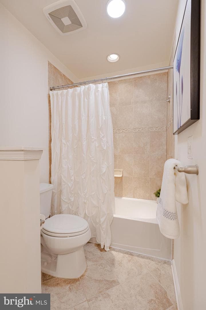 8835 Chrisanthe Court photo 72