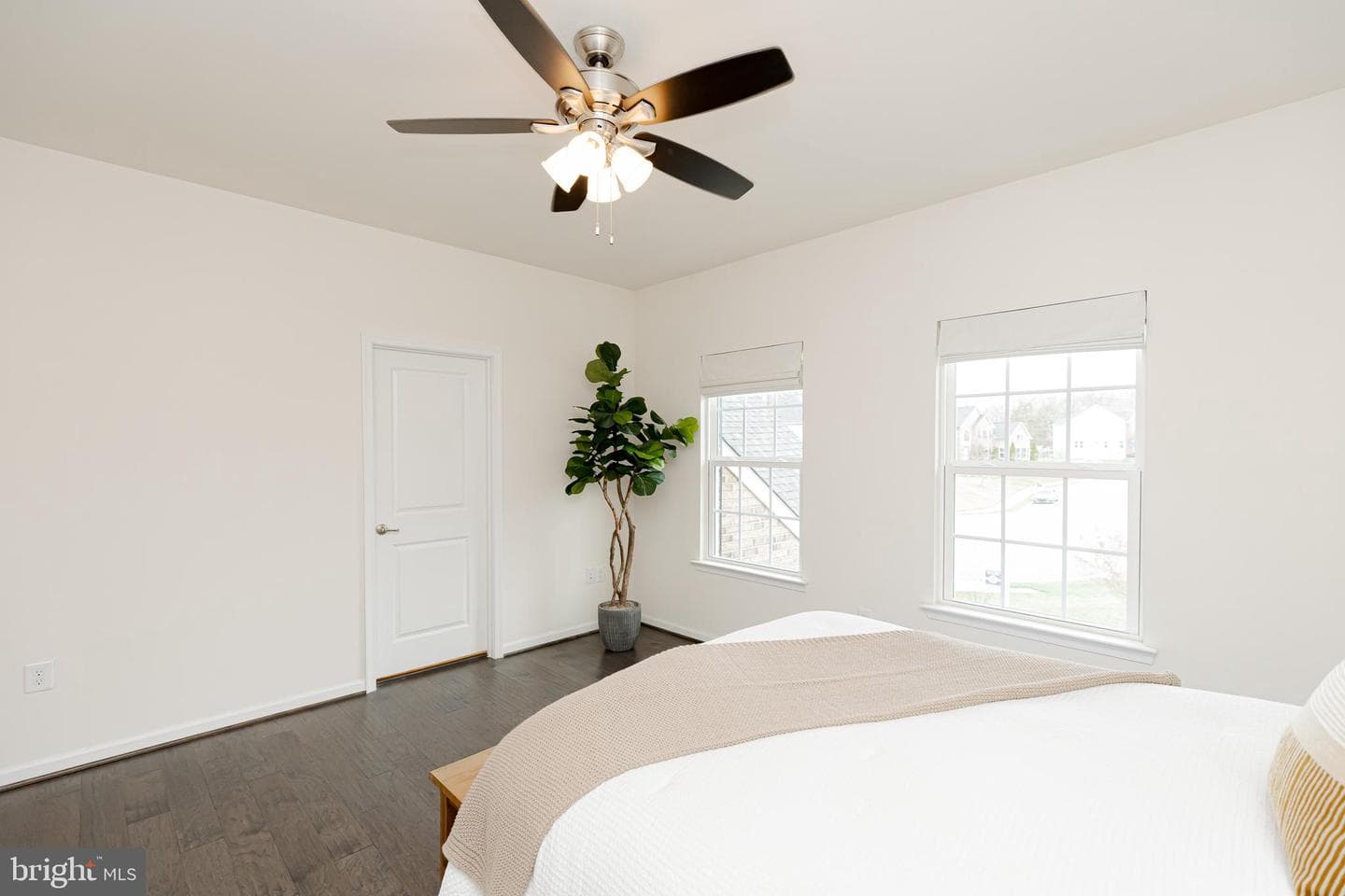 8835 Chrisanthe Court photo 80