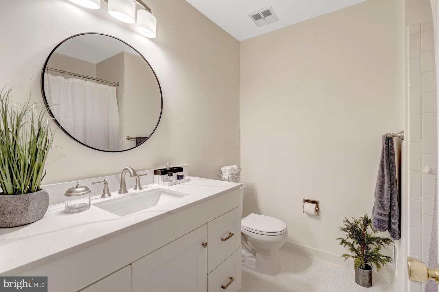 7604 Bertito Lane photo 32